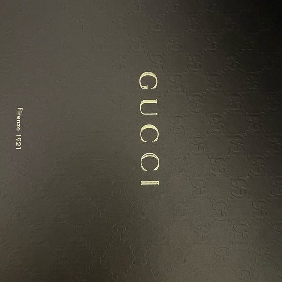 PREOWNED Gucci Ursula Cage Sandal Vernice Crystal Color: Uniform Blue Size: 38EU - Picture 8 of 9